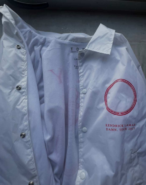 Kendrick Lamar DAMN. Tour 2017 Coach Jacket – White / Red Print (TDE Official Merch)