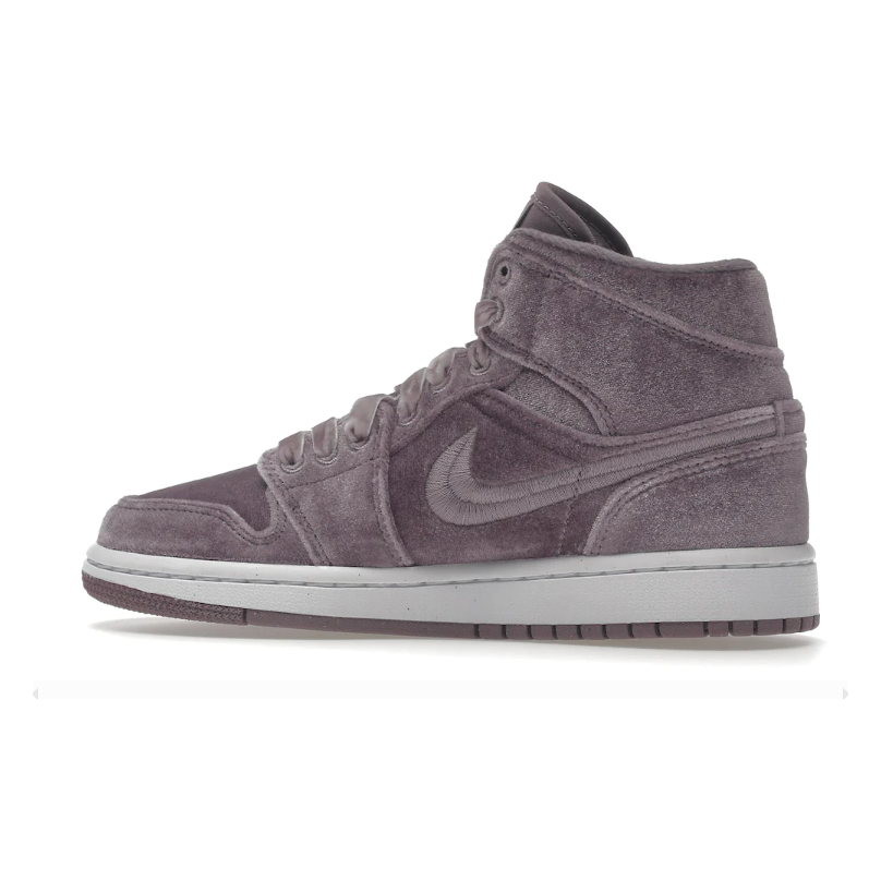 Jordan 1 Mid SE Purple Velvet (W)