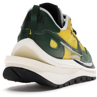 Nike Vaporwaffle sacai Tour Yellow Stadium Green