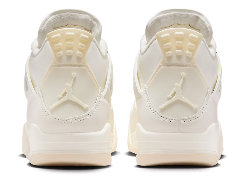 Jordan 4 Retro Metallic Gold (W)