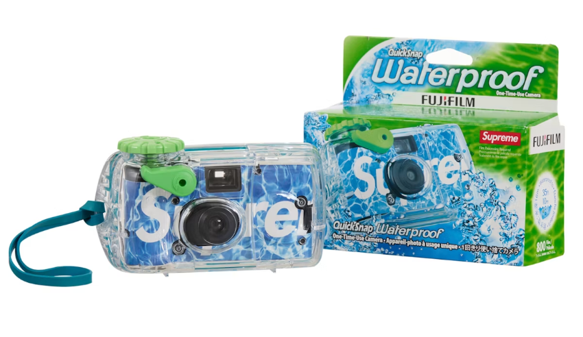 フィルムカメラ Supreme Fujifilm Waterproof Camera Blue Supreme FujiFilm Waterproof Camera Blue – Gallery MX