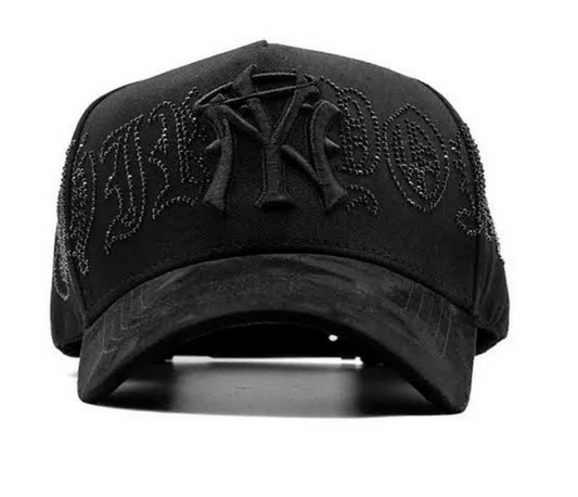 31 Hats Crystal Black