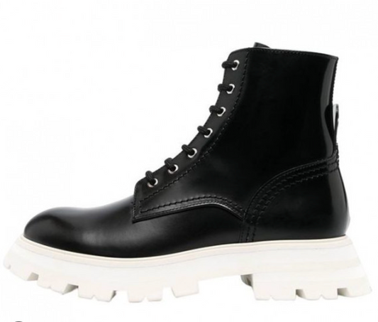 Alexander McQueen Black Leather Boot