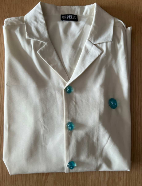 Capelle White Button-Up Shirt with Blue Resin Buttons