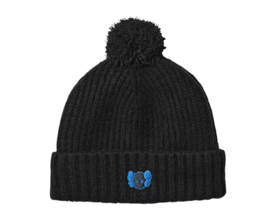 Uniqlo x KAWS Kids Heat Tech Yarn Knitted Cap Black